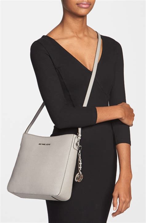 michael kors crossbody grau|michael kors crossbody bag clearance.